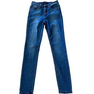 Kancan Skinny leg jeans style #KC6009DH medium blue wash, 5 pockets. 9.5” rise.